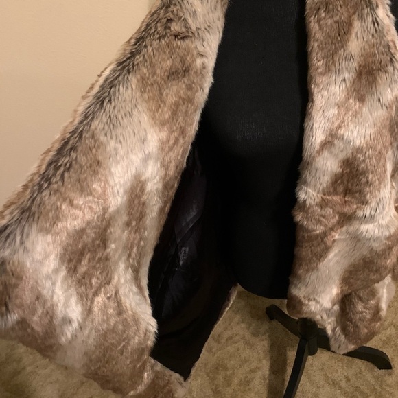 Altar’d State Vest - Picture 4 of 6